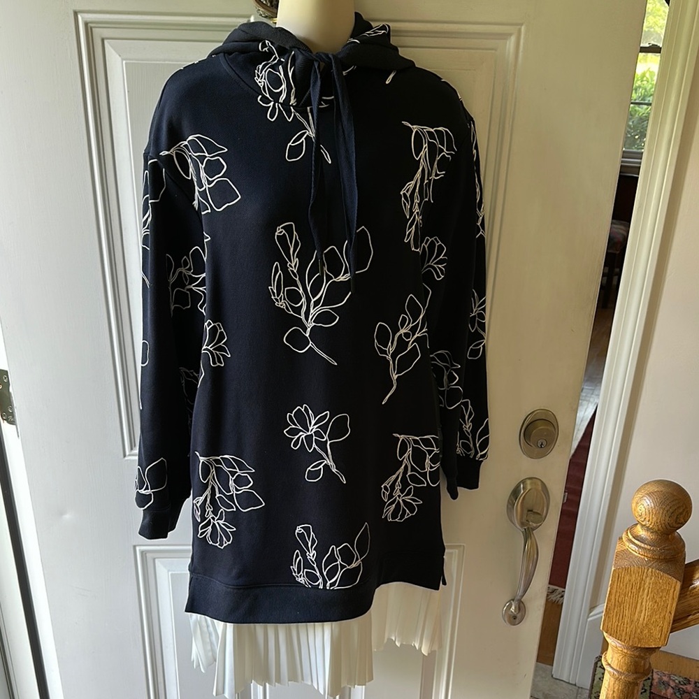 Multi layer sweatshirt dress